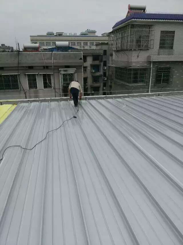 直立锁边铝镁锰板应用_湘潭县文化馆