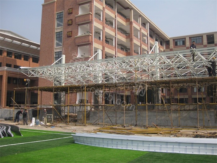 弯弧铝镁锰板应用案例_【长沙明德中学】