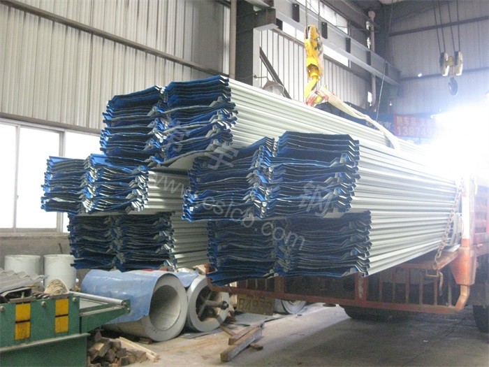 820型暗扣式彩钢瓦 海蓝0.5mm