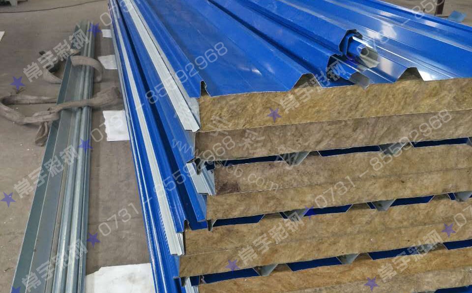 7.5公分瓦楞岩棉夹芯板 7.5公分瓦楞岩棉夹芯板